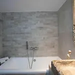 Jakie Villa Plintri